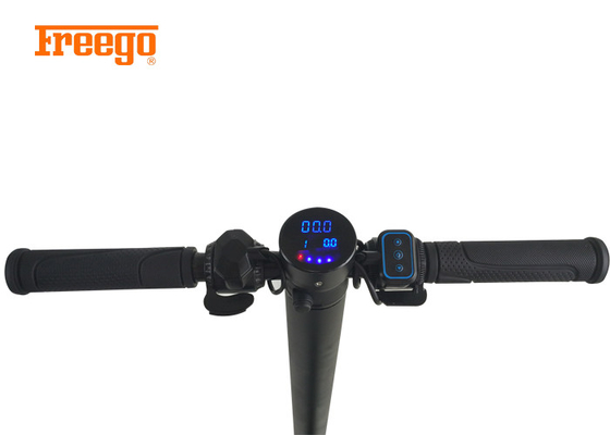 Scooter fantastique étonnant de coup-de-pied électrique le plus léger, couleur adulte de noir de scooter de poussée