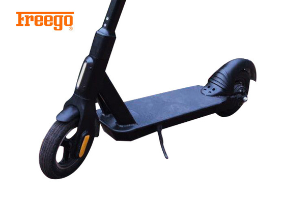 Le pneu en caoutchouc solide de 10 pouces a partagé le scooter électrique 25 Miles par heure