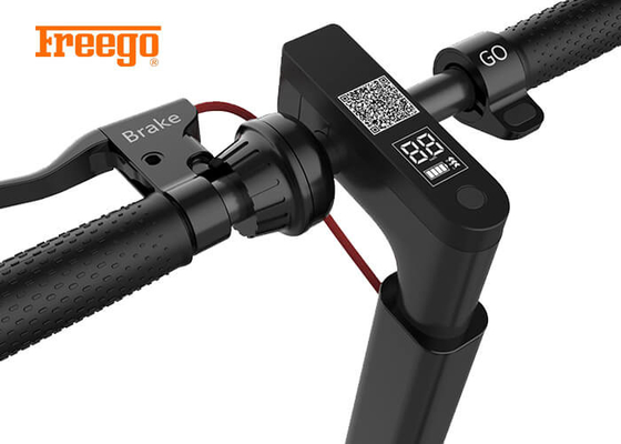 La couleur noire a partagé le scooter électrique 8,5&quot; taille de pneu avec la batterie démontable puissante