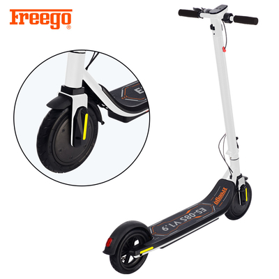 Alliez les scooteurs se pliants matériels pour des adultes, tenez le moteur motorisé d'avant des scooters 350W