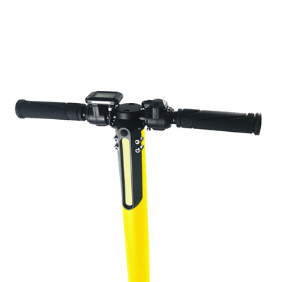 Scooters électriques de poussée de moteur de 6,5 pouces 36V 4Ah pour le pliage facile d'adultes